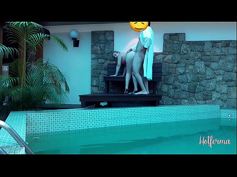 ❤️ Il capo invita la cameriera alla piscina, ma non poteva resistere a un caldo ️❌ Video di sesso al it.nicepornphotos.ru