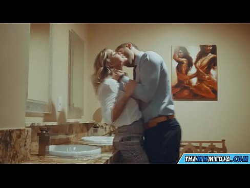 ❤️ Quando una bionda formosa ti seduce in un bagno pubblico ️❌ Video di sesso al it.nicepornphotos.ru